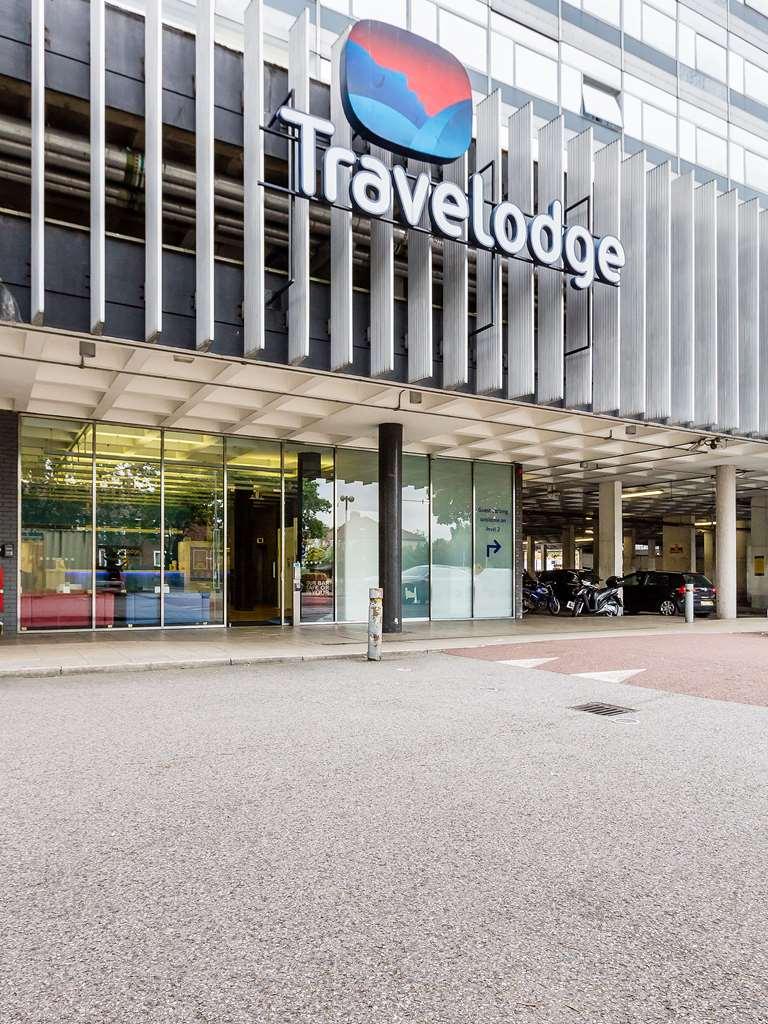 Travelodge London Chessington Tolworth Exterior foto