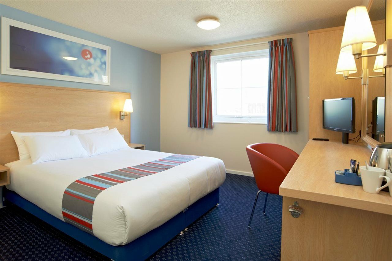 Travelodge London Chessington Tolworth Exterior foto